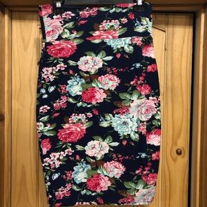 Navy floral pencil skirt